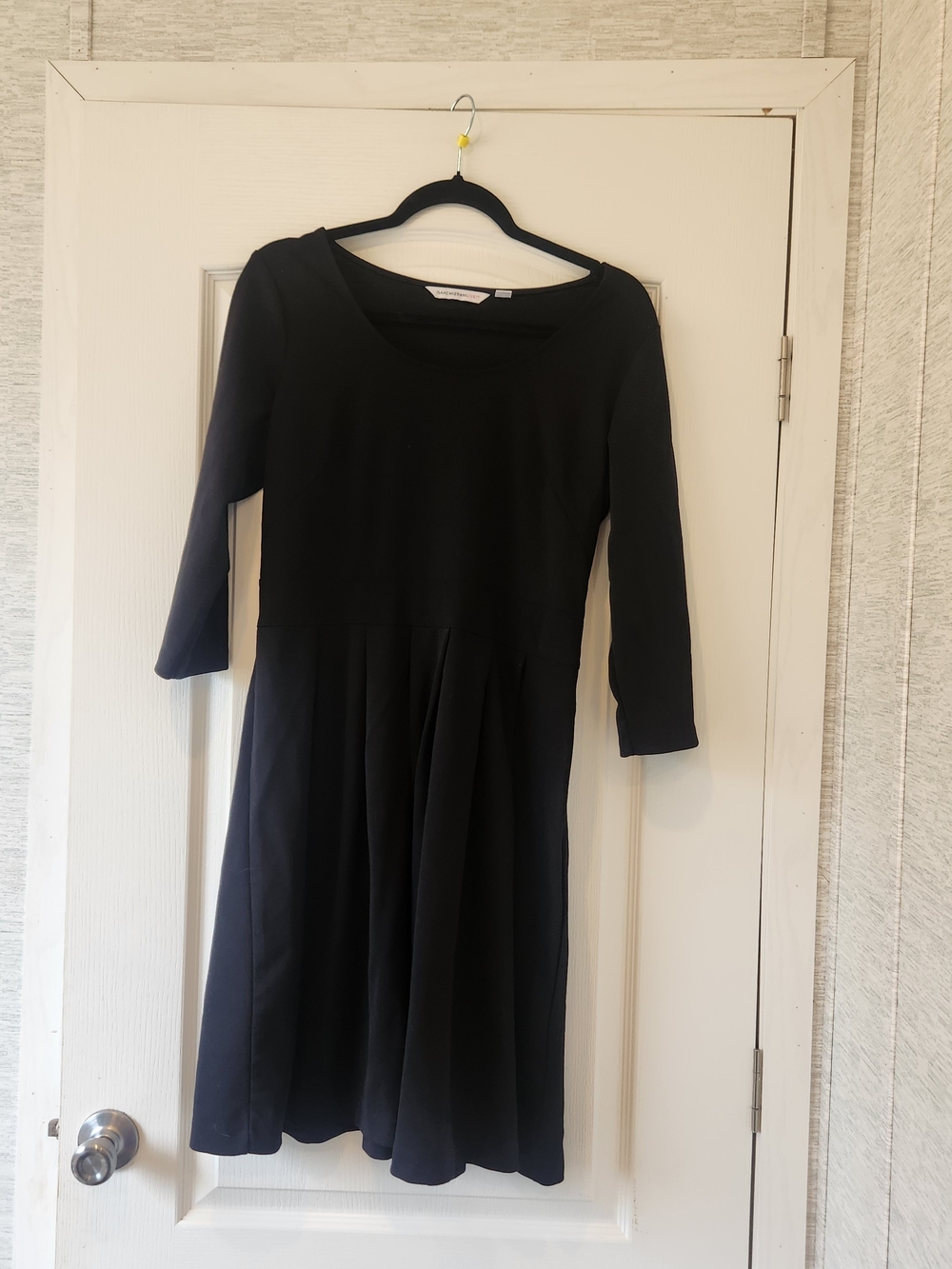 Isaac Mizrahi Black Long-Sleeve Fit-and-Flare Dress 12 EUC